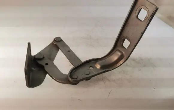 Renault Master II Engine bonnet/hood hinges 351281 124421607