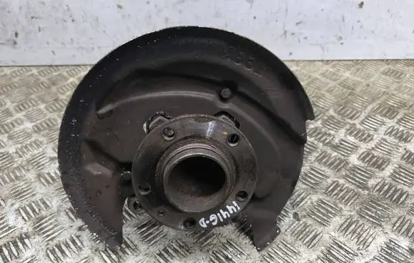 Peugeot 508 II Rear wheel hub 9817536910