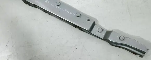 Bentley Continental Fender mounting bracket 3W8821154