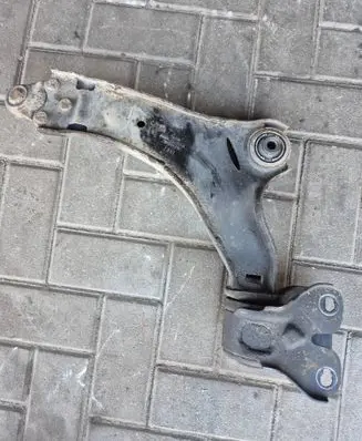 Volvo XC60 Front lower control arm/wishbone 8G9N3A052A T033A