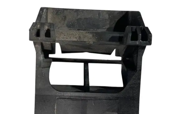 BMW 5 E60 E61 Radiator mount bracket 7542517 17117542517