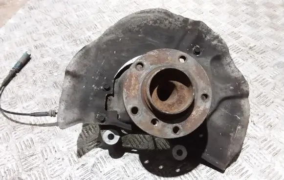 BMW 5 E60 E61 Front wheel hub 6760954R