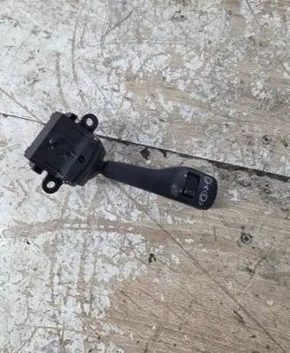 BMW 5 E39 Wiper control stalk 8363664 01204000