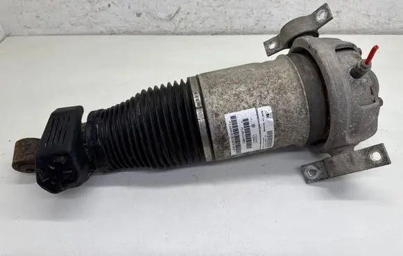 Audi Q7 4L Air suspension rear shock absorber 7L8616001