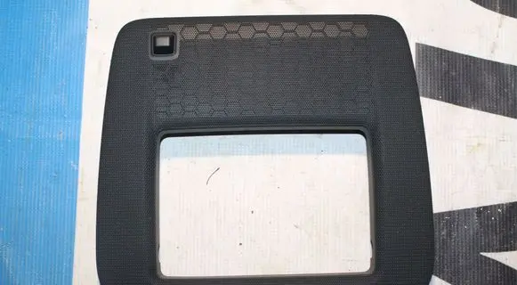 Volvo C70 Dash center speaker trim cover 08650752 M5613