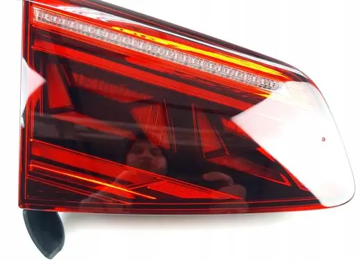 Volkswagen PASSAT B8 Tailgate rear/tail lights 3G5945307F