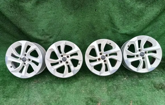 Opel Adam R16 alloy rim 