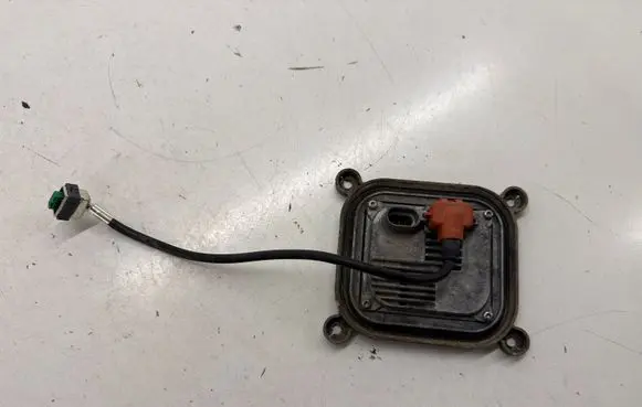 Ford Mustang VI Headlight ballast module Xenon 10R034663 AA3857300DG