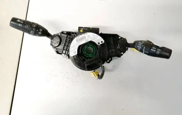 Wiper turn signal indicator stalk/switch