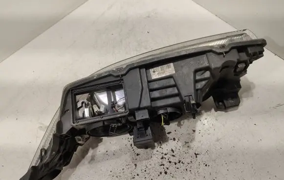 Renault Laguna II Headlight/headlamp 8200163326