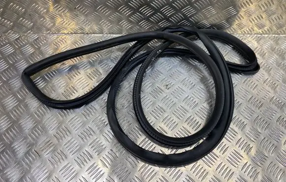 Mazda CX-7 Front door rubber seal