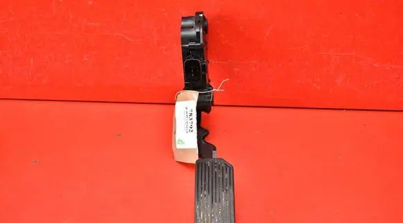 Nissan Murano Z50 Accelerator throttle pedal 18002-CA100