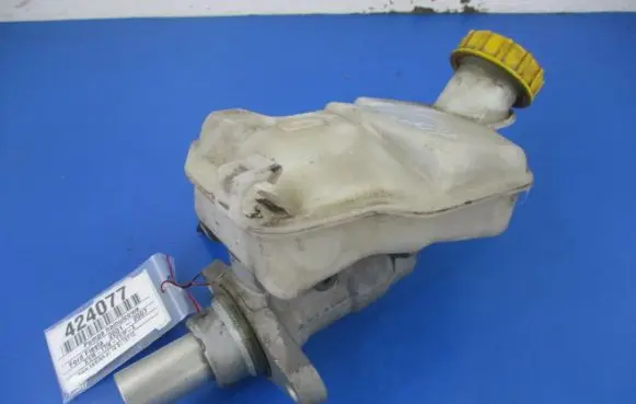 Ford Fiesta Master brake cylinder