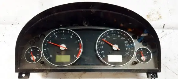 Ford Mondeo Mk III Speedometer (instrument cluster) 3S7T10849DD 3S7T-10849-DD