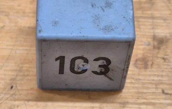 Volkswagen Golf IV Other relay 357911253 5C237003