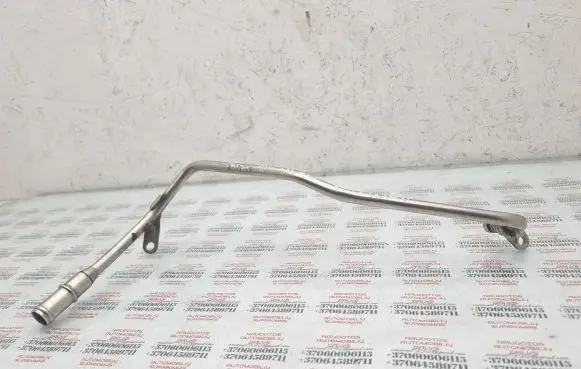 Coolant pipe/hose