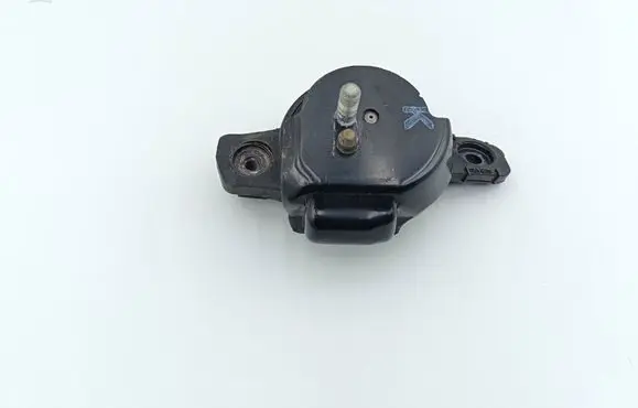 Subaru Forester SK Engine mount bracket 41022FJ020
