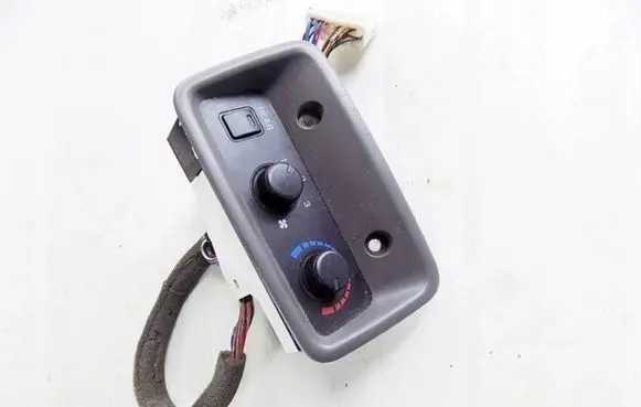 Mitsubishi Pajero Climate control unit