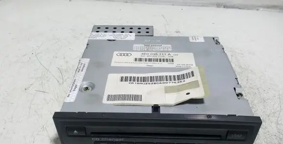 Audi A6 S6 C6 4F CD/DVD changer 4E0035111A
