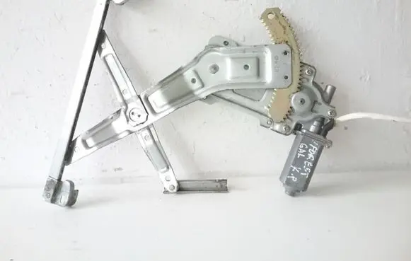 Subaru Forester SF Rear door window regulator with motor