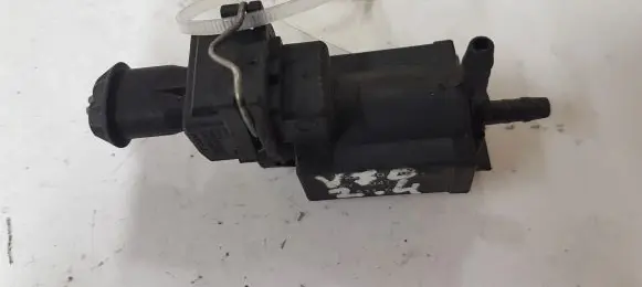 Volvo S60 Turbo solenoid valve 72224010 30611668