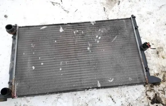 Ford Galaxy Coolant radiator 98vw8005aa