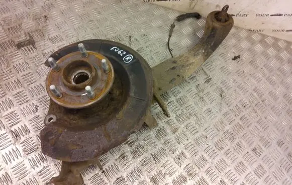 Ford Kuga II Rear wheel hub spindle/knuckle 