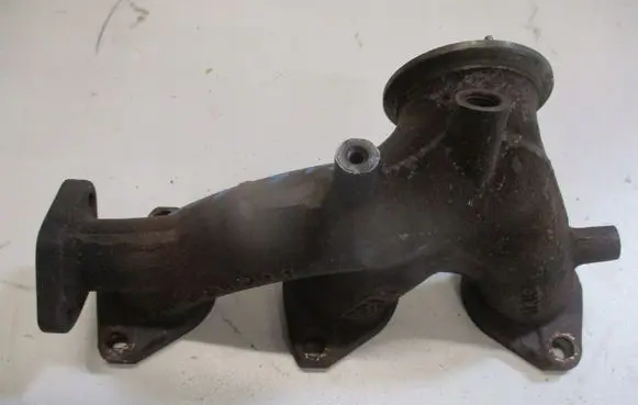 BMW 2 F45 Exhaust manifold 687388