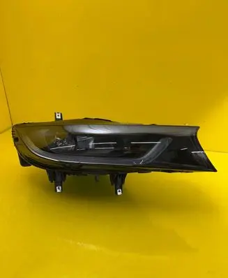 BMW i8 Headlight/headlamp 740012501