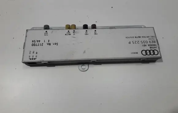 Audi A4 S4 B7 8E 8H Antenna control unit 8e9035225p 217700
