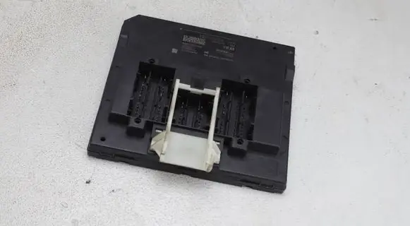 Volkswagen Atlas Cross Sport Central body control module 5Q0937085CK A3C07348702 5WK50249