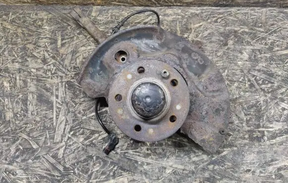 Mercedes-Benz S W140 Front wheel hub spindle knuckle