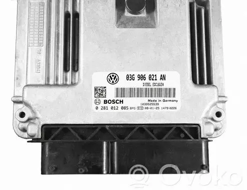 Volkswagen PASSAT B6 Engine control unit/module 03G906021AN