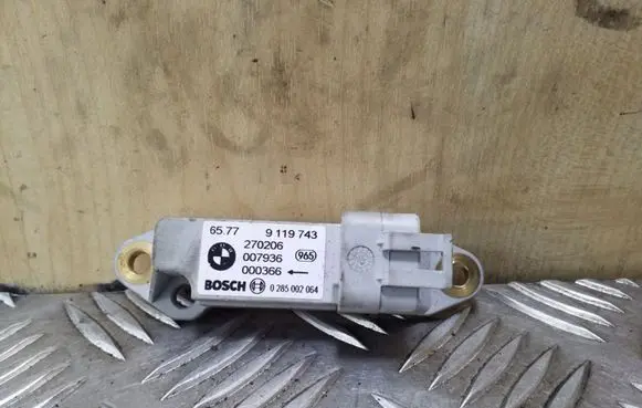 BMW X5 E53 Airbag deployment crash/impact sensor 65779119743 0285002064