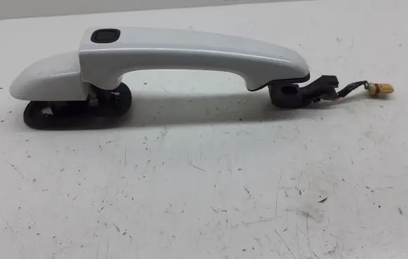 Jaguar XF Front door exterior handle 307753786