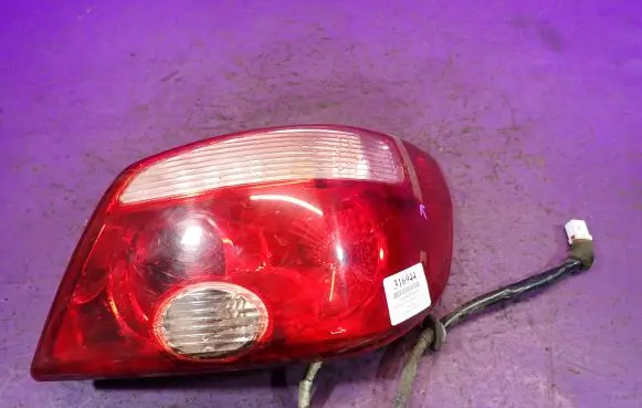 Mitsubishi Outlander Rear/tail lights 220-87685