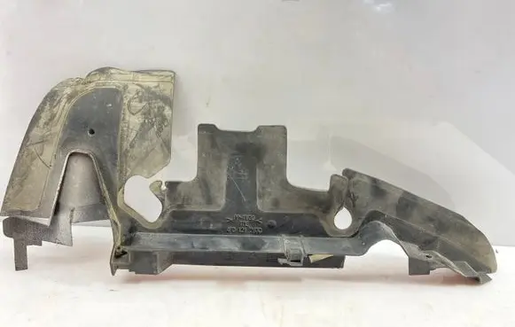 Audi A6 S6 C6 4F Intercooler air guide/duct channel 4F0121283C