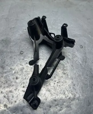 Peugeot 2008 I Rear bumper mounting bracket 9678054980 091091