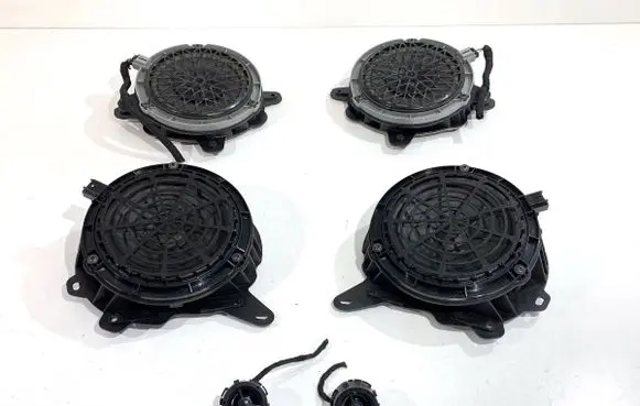 Opel Corsa F Audio system kit 9818747880