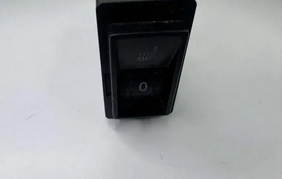 Skoda Superb B5 (3U) Seat heating switch 3U0963563
