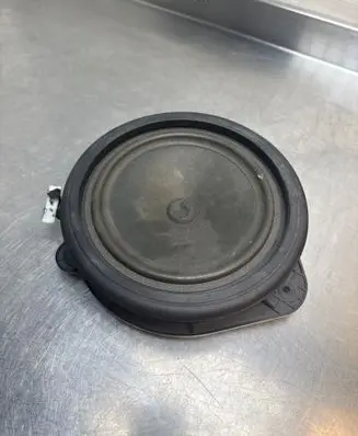 Audi A3 S3 8P Front door speaker 8P0035411C 7606500480