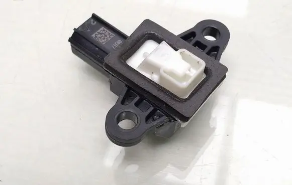 Volvo V40 Airbag deployment crash/impact sensor 31360986