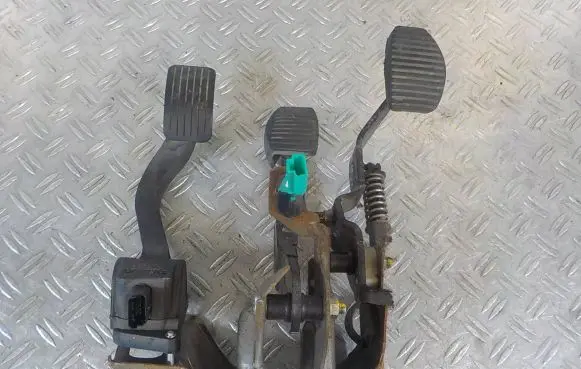 Peugeot Partner Pedal assembly 9684834480 A00384D01 0280755117