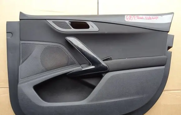 Peugeot 508 RXH Trunk/boot side trim panel