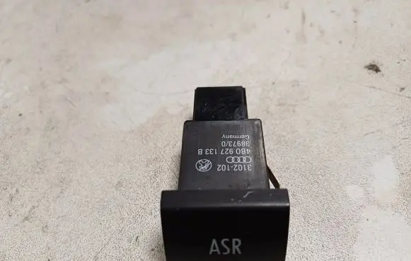 Traction control (ASR) switch