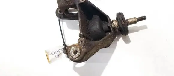 Opel Movano A Engine mount bracket