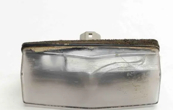 Toyota RAV 4 (XA40) Number plate light