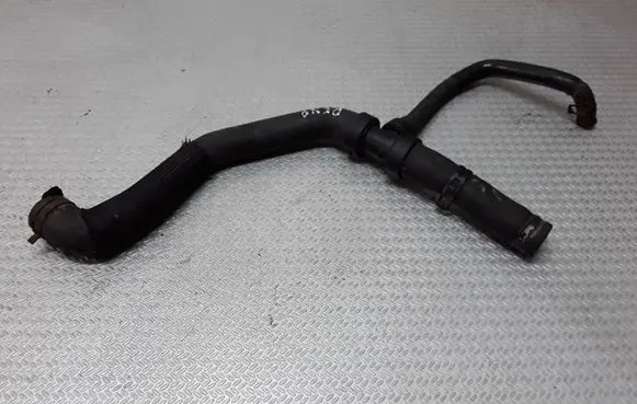 Renault Trafic II (X83) Engine coolant pipe/hose