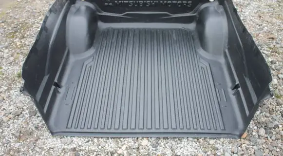 Mitsubishi L200 Pickup box tonneau cover F2422MID11 MZ330745TB 19070176