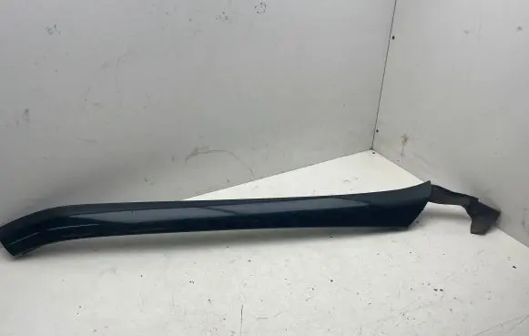 Mercedes-Benz S W140 Windshield trim